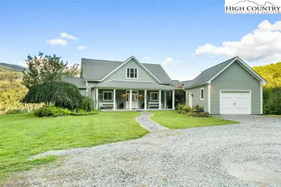 410 / 560 Puckett Road, Banner Elk, NC 28604 - Photo 2