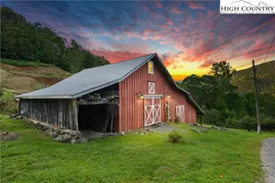 410 / 560 Puckett Rd, Banner Elk, NC 28604 - Photo 26