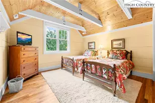 410 / 560 Puckett Rd, Banner Elk, NC 28604 - Photo 24
