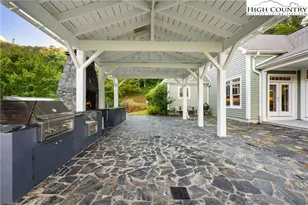 410 / 560 Puckett Rd, Banner Elk, NC 28604 - Photo 10