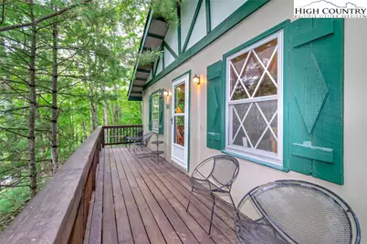 206 Oak Road, Beech Mountain, NC 28604 - Photo 2