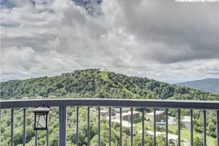 303 Sugar Top Dr, Sugar Mountain, NC 28604 - Photo 26