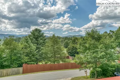 165 Apache Street, Newland, NC 28657 - Photo 2