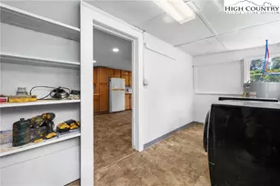 169 Railroad St, Newland, NC 28657 - Photo 12