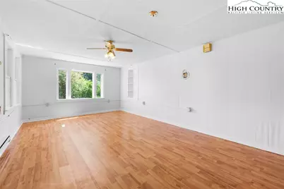 169 Railroad Street, Newland, NC 28657 - Photo 4