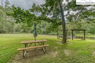 8186 Nc Hwy 183 Hwy, Newland, NC 28657 - Photo 4