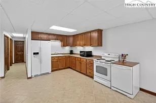 233 Lakeview Pl, Jefferson, NC 27640 - Photo 42