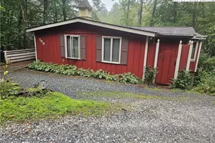 189 Pine Loop, Newland, NC 28657 - Photo 2