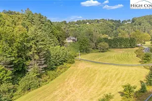 1515 Clifton Rd, Crumpler, NC 28617 - Photo 8