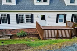 449 Meadow Ridge Dr, Jefferson, NC 28640 - Photo 4