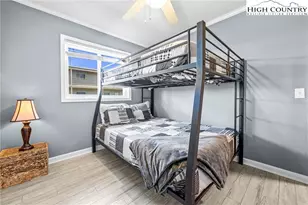 301 Pinnacle Inn Rd, Beech Mountain, NC 28604 - Photo 20