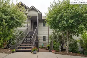 140 Manor View Ln, Blowing Rock, NC 28605 - Photo 1