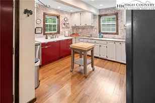 1375 Stoney Brook Ln, Boone, NC 28607 - Photo 4