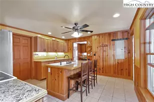 2209 Sugar Mountain 2 Rd, Newland, NC 28657 - Photo 10