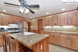 2209 Sugar Mountain 2 Rd, Newland, NC 28657 - Photo 6