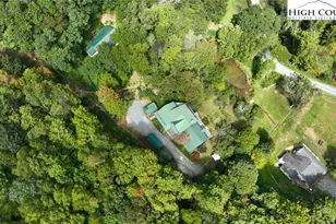 2209/2211 Sugar Mountain 2 Rd, Newland, NC 28657 - Photo 36