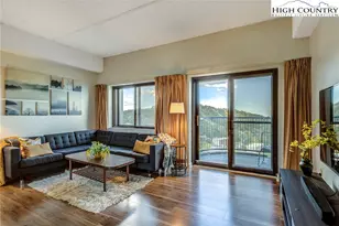 303 Sugar Top Dr, Sugar Mountain, NC 28604 - Photo 4