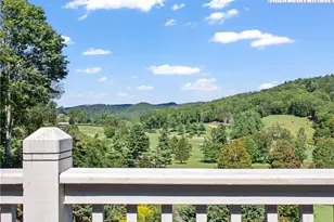 832 Hemlock Dr, Newland, NC 28657 - Photo 2