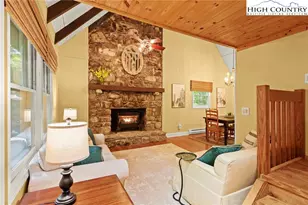 209 Tamarack Rd, Beech Mountain, NC 28604 - Photo 2