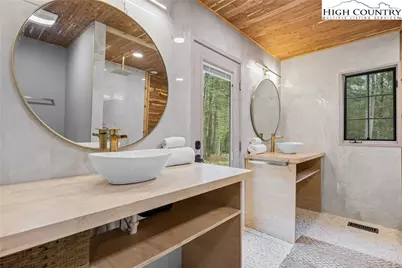 812 Jakes Mountain Road, Deep Gap, NC 28618 - Photo 26