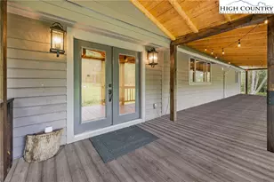 812 Jake's Mountain Rd, Deep Gap, NC 28618 - Photo 14