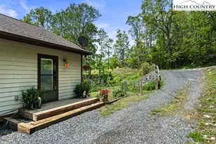 3564 Hickory Nut Gap Rd, Newland, NC 28657 - Photo 20