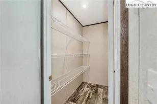 324 Center Ln, Thurmond, NC 28683 - Photo 26