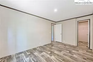 324 Center Ln, Thurmond, NC 28683 - Photo 44