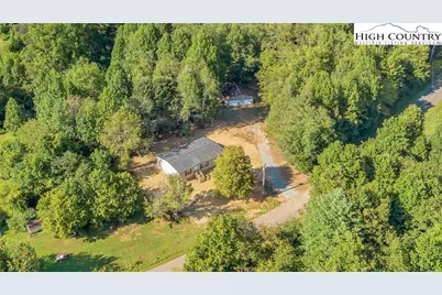 324 Center Lane, Thurmond, NC 28683 - Photo 4