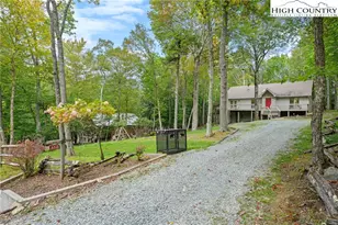 137 Staghorn Hollow Rd, Beech Mountain, NC 28604 - Photo 1