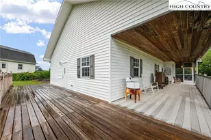 175 Olive Ridge Dr, Crumpler, NC 28617 - Photo 46