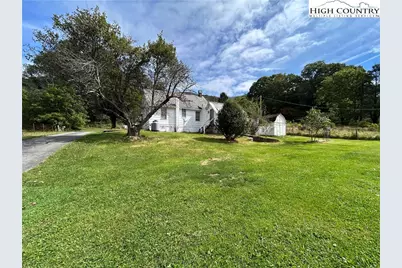 424 Greer Lane, Vilas, NC 28692 - Photo 2