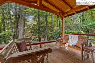 292 River Rd, Newland, NC 28657 - Photo 10