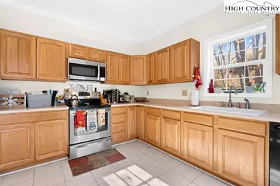 133 Mabel Springs Lane, Zionville, NC 28698 - Photo 10