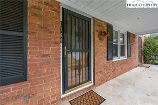 1044 US Hwy 321, Sugar Grove, NC 28679 - Photo 12