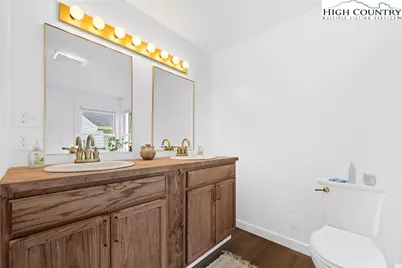 1044 US Hwy 321, Sugar Grove, NC 28679 - Photo 24