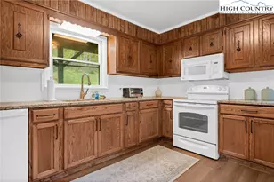 1044 US Hwy 321, Sugar Grove, NC 28679 - Photo 22