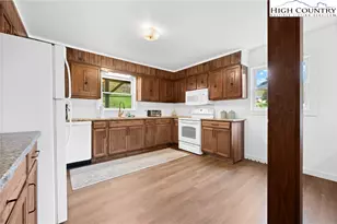 1044 US Hwy 321, Sugar Grove, NC 28679 - Photo 20