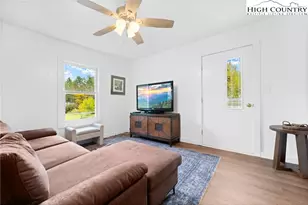 1044 US Hwy 321, Sugar Grove, NC 28679 - Photo 18