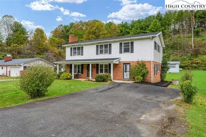 1044 US Hwy 321, Sugar Grove, NC 28679 - Photo 2