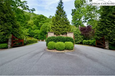 125 Stone Ledge Lane, Blowing Rock, NC 28605 - Photo 26
