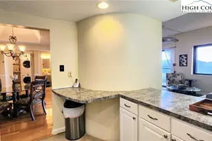 303 Sugar Top Dr, Sugar Mountain, NC 28604 - Photo 14