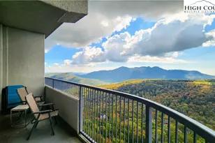 303 Sugar Top Dr, Sugar Mountain, NC 28604 - Photo 1