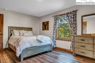 428 Cloud Springs Dr, Sugar Mountain, NC 28604 - Photo 18