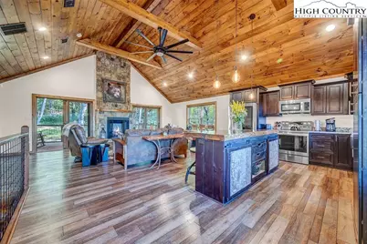 428 Cloud Springs Drive, Sugar Mountain, NC 28604 - Photo 24