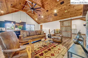 428 Cloud Springs Dr, Sugar Mountain, NC 28604 - Photo 28