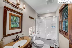 428 Cloud Springs Dr, Sugar Mountain, NC 28604 - Photo 16