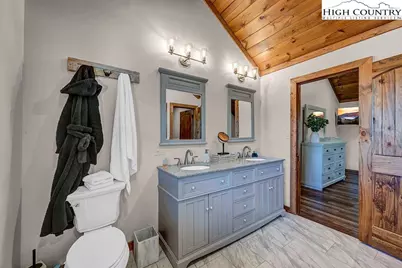 428 Cloud Springs Drive, Sugar Mountain, NC 28604 - Photo 38