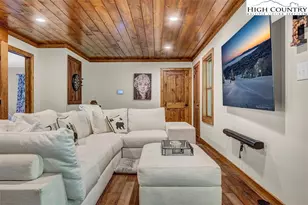 428 Cloud Springs Dr, Sugar Mountain, NC 28604 - Photo 10