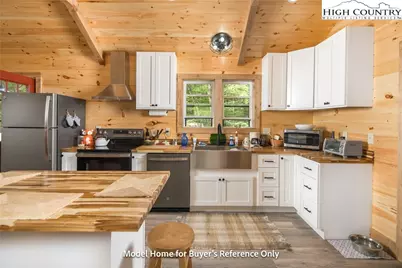 490 Laurelwood Lane, Boone, NC 28607 - Photo 4